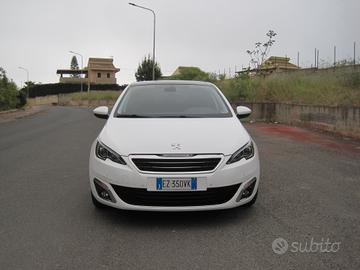 Peugeot 308 BlueHDi 120 S&S Allure