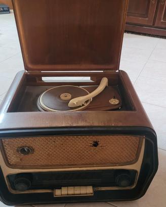 Radio a