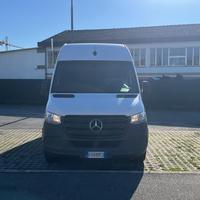 Mercedes Sprinter 416 CDI RWD