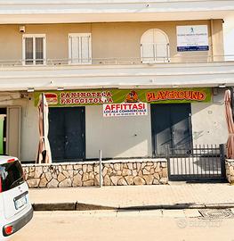 Locale commerciale in incrocio ad alta visibilità