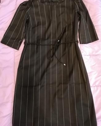 Elegante vestito intero gessato 