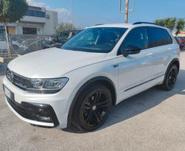 Volkswagen Tiguan 2.0 Tdi 4MOTION R-Line - 2019