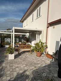 Pergola bioclimatica