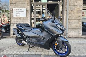Yamaha T Max 560