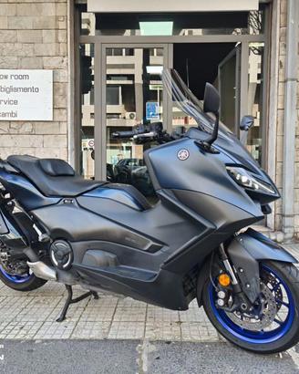 Yamaha T Max 560