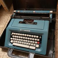 Macchina per scrivere Olivetti 