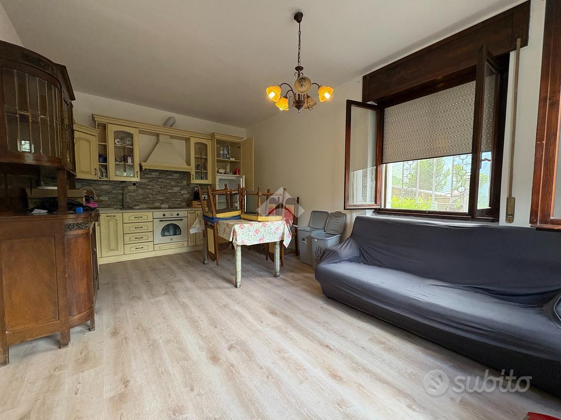 CASA INDIPENDENTE A VILLA DI TIRANO - Vista 5