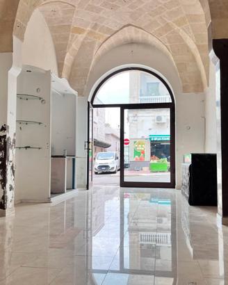 Locale via Roma 60 MQ.- San Giorgio