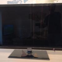TV Samsung LCD 43 pollici