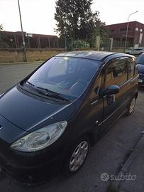Peugeot 1007