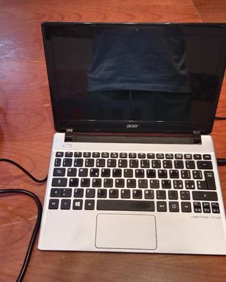 Netbook Acer Aspire One 11.6" (AO756) - Udine