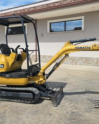 MINIESCAVATORE KOMATSU PC 15 R- 8