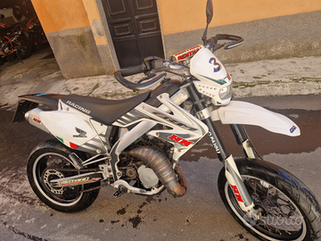 Motard 2T 125 targata x2