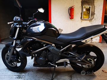 Kawasaki ER 6N - 2010