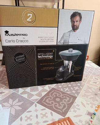Robot multifunzione
