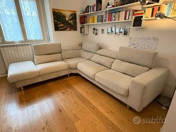 Divano-letto praticamente nuovo