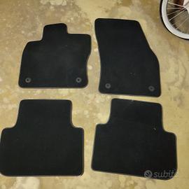 Tappetini originali Volkswagen Tiguan Mk2 