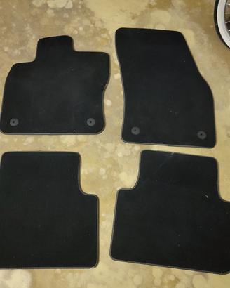 Tappetini originali Volkswagen Tiguan Mk2 