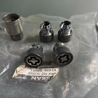 Bulloni antifurto originale Nissan