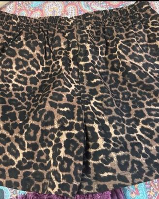 Pantaloncini leopardati