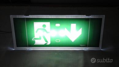 Lampada emergenza a LED