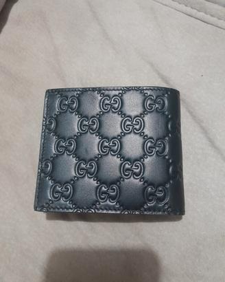 portafoglio Gucci GG Supreme 