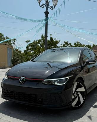 Golf 8 GTI 2.0 245cv