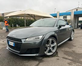 Audi TT Coupe 2.0 TDI ultra Design *NAVI*XENO*19