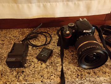 Nikon d 3200 completa di accessori