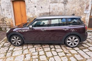 MINI CLUBMAN COOPER D  2017 - 177.000 KM - € 9.500