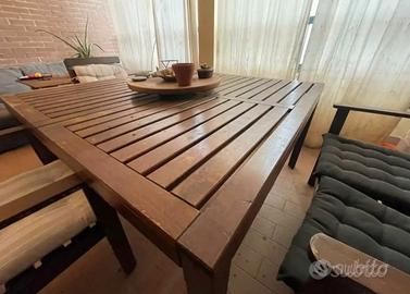 Tavolo da esterno o veranda