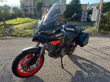 Ducati Multistrada V2 S Travel