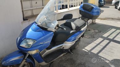 Yamaha Versity 300 usata in vendita