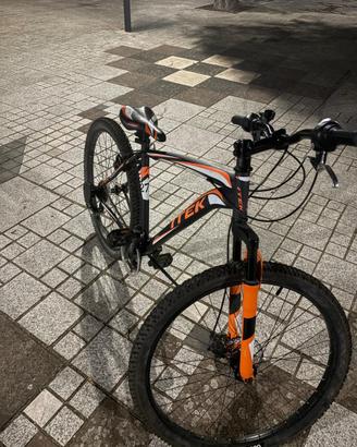 Bicicletta itek 27 e mezzo