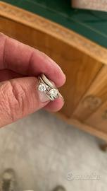 Anello con 2 diamanti