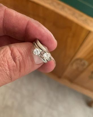 Anello con 2 diamanti