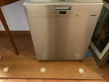 Lavastoviglie miele