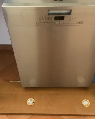 Lavastoviglie miele