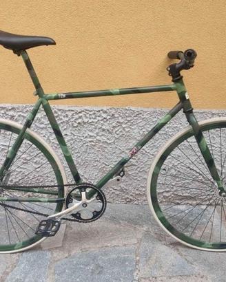 Bici bicicletta scatto fisso camouflage freno peda