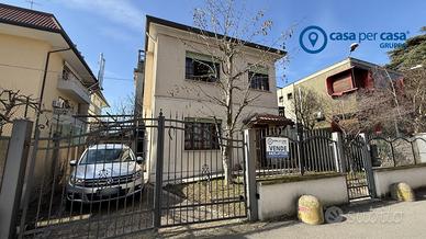Villa singola in centro a Rovigo con giardino escl