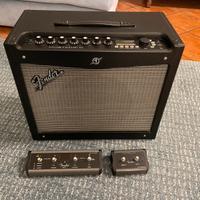 Amplific. Fender Mustang 3 100 watt + 2 footswitch