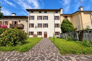 3 LOCALI A MANIAGO