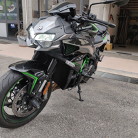 Kawasaki z 1000 h2