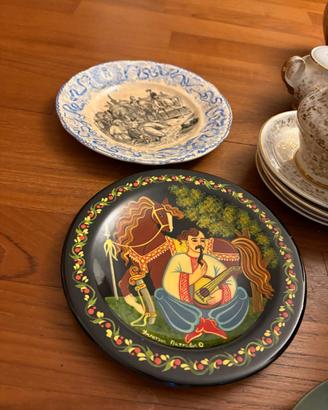 Lotto piatti vintage decorativi