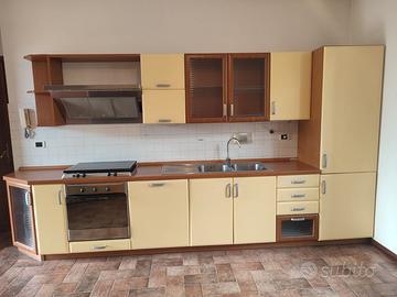 CUCINA LINEARE MARCA "CESAR"
