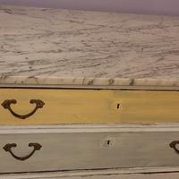 Como' Vintage Shabby Chic  con marmo 