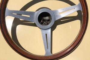VOLANTE NARDI