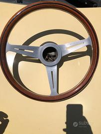 VOLANTE NARDI