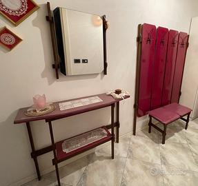 Attaccapanni e panchetta ingresso