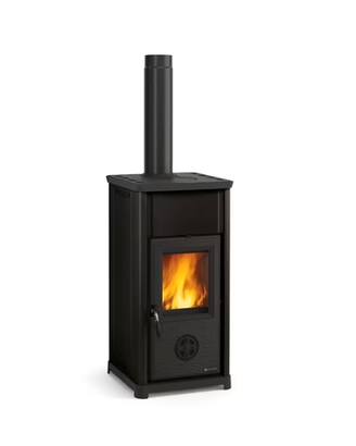 stufa a legna Nordica modello TEA 6.6 kW
